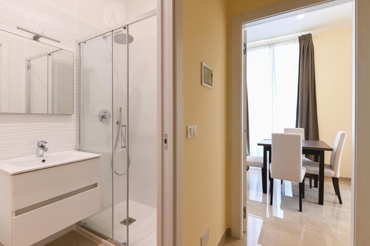 Adria Luxury Residence - Centro ตรีเอสเต ภายนอก รูปภาพ