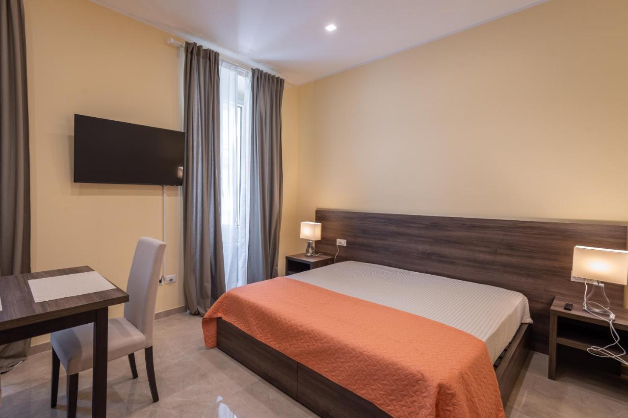 Adria Luxury Residence - Centro ตรีเอสเต ภายนอก รูปภาพ