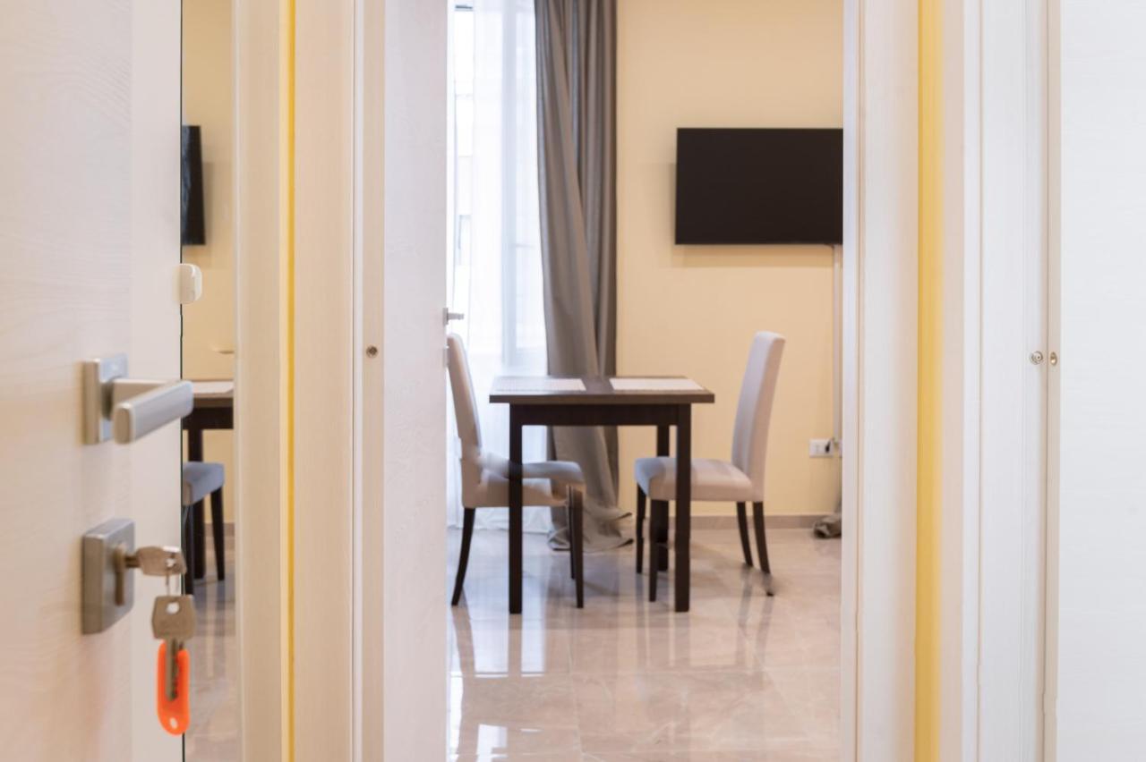 Adria Luxury Residence - Centro ตรีเอสเต ภายนอก รูปภาพ