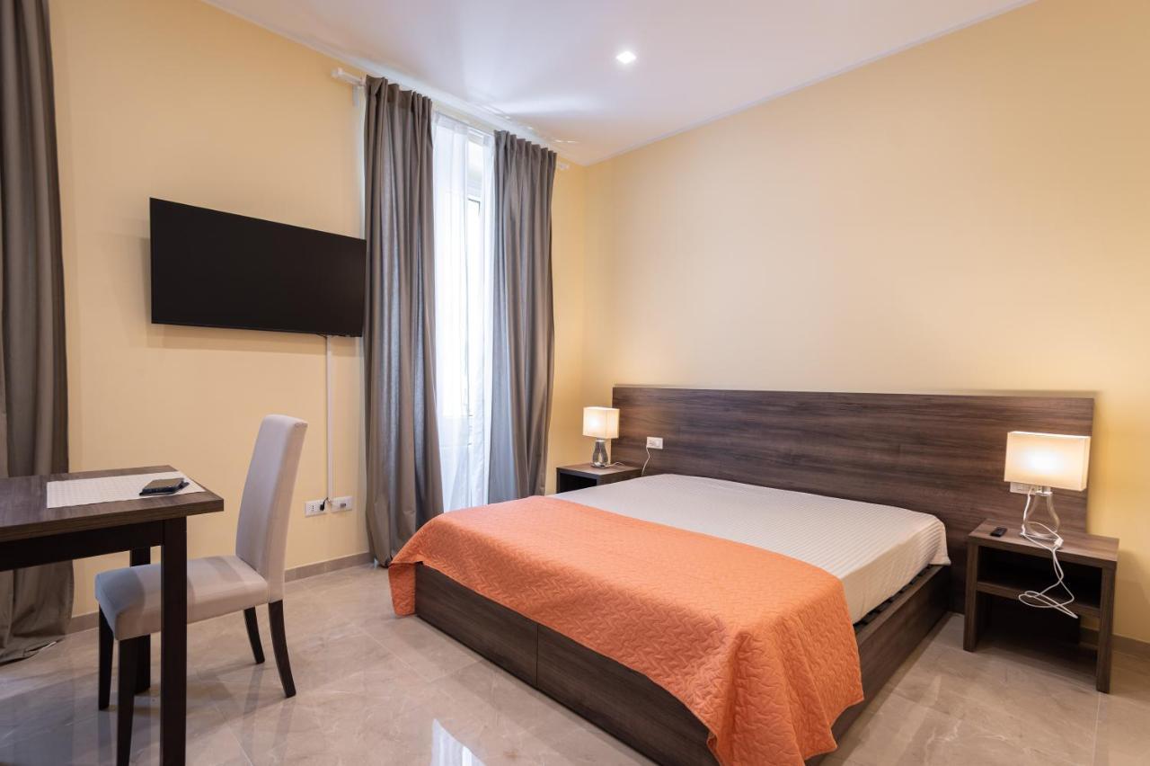 Adria Luxury Residence - Centro ตรีเอสเต ภายนอก รูปภาพ