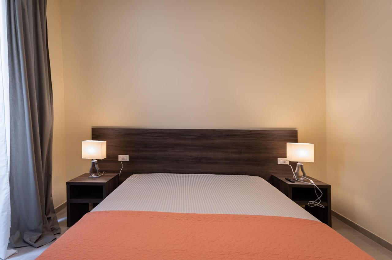 Adria Luxury Residence - Centro ตรีเอสเต ภายนอก รูปภาพ